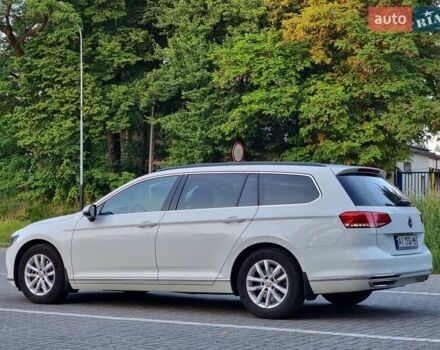 Белый Фольксваген Пассат, объемом двигателя 1.6 л и пробегом 267 тыс. км за 12750 $, фото 1 на Automoto.ua