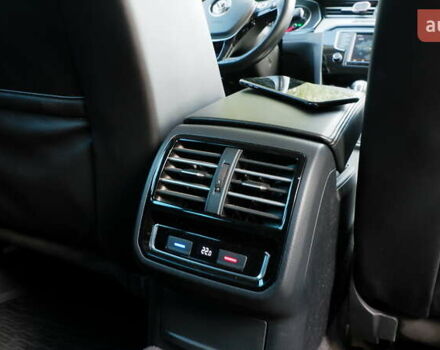 Белый Фольксваген Пассат, объемом двигателя 2 л и пробегом 280 тыс. км за 16400 $, фото 55 на Automoto.ua