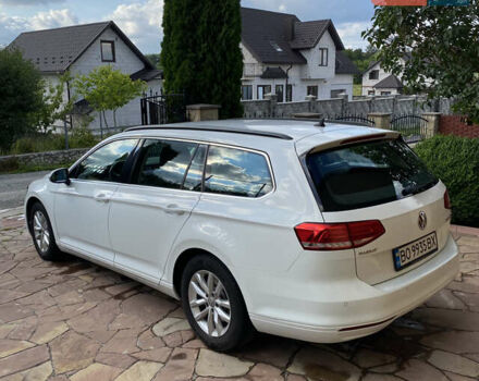 Белый Фольксваген Пассат, объемом двигателя 1.97 л и пробегом 258 тыс. км за 14900 $, фото 3 на Automoto.ua