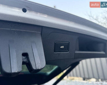 Білий Фольксваген Пассат, об'ємом двигуна 2 л та пробігом 215 тис. км за 16999 $, фото 59 на Automoto.ua