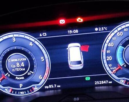 Белый Фольксваген Пассат, объемом двигателя 1.97 л и пробегом 252 тыс. км за 16500 $, фото 12 на Automoto.ua