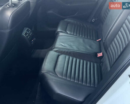 Білий Фольксваген Пассат, об'ємом двигуна 2 л та пробігом 215 тис. км за 16999 $, фото 52 на Automoto.ua