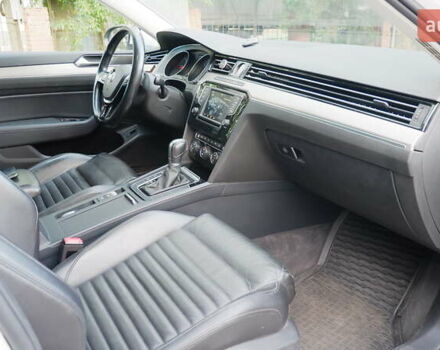 Белый Фольксваген Пассат, объемом двигателя 2 л и пробегом 280 тыс. км за 16400 $, фото 33 на Automoto.ua