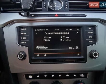 Белый Фольксваген Пассат, объемом двигателя 1.6 л и пробегом 267 тыс. км за 12750 $, фото 46 на Automoto.ua