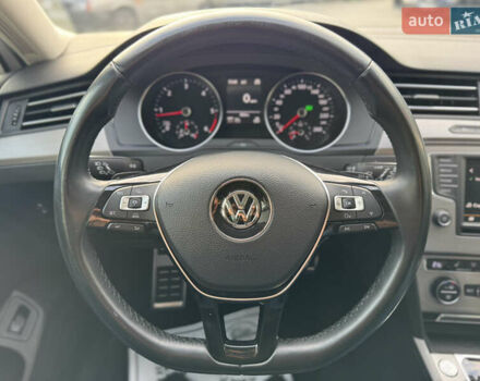 Белый Фольксваген Пассат, объемом двигателя 2 л и пробегом 291 тыс. км за 13500 $, фото 15 на Automoto.ua