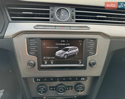 Белый Фольксваген Пассат, объемом двигателя 2 л и пробегом 291 тыс. км за 13500 $, фото 17 на Automoto.ua