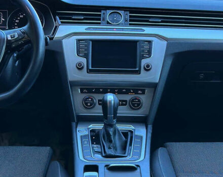 Белый Фольксваген Пассат, объемом двигателя 1.97 л и пробегом 184 тыс. км за 16500 $, фото 28 на Automoto.ua