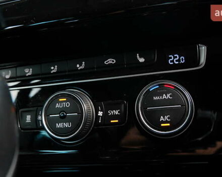 Белый Фольксваген Пассат, объемом двигателя 2 л и пробегом 280 тыс. км за 16400 $, фото 36 на Automoto.ua