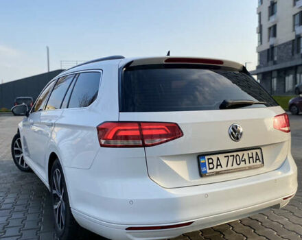 Белый Фольксваген Пассат, объемом двигателя 2 л и пробегом 245 тыс. км за 15900 $, фото 3 на Automoto.ua