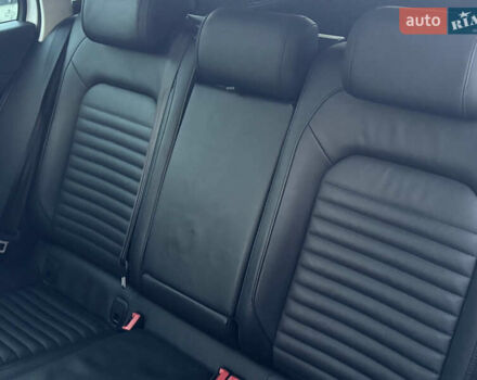 Білий Фольксваген Пассат, об'ємом двигуна 2 л та пробігом 215 тис. км за 16999 $, фото 53 на Automoto.ua