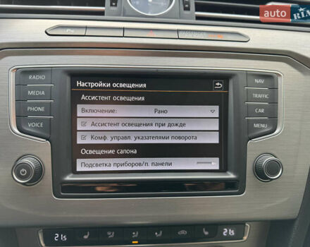 Белый Фольксваген Пассат, объемом двигателя 2 л и пробегом 291 тыс. км за 13500 $, фото 28 на Automoto.ua