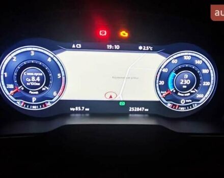 Белый Фольксваген Пассат, объемом двигателя 1.97 л и пробегом 252 тыс. км за 16500 $, фото 9 на Automoto.ua