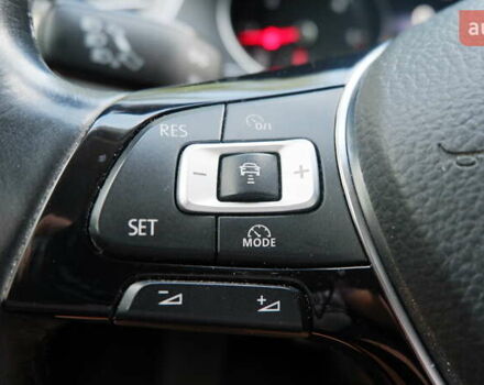 Белый Фольксваген Пассат, объемом двигателя 2 л и пробегом 280 тыс. км за 16400 $, фото 22 на Automoto.ua