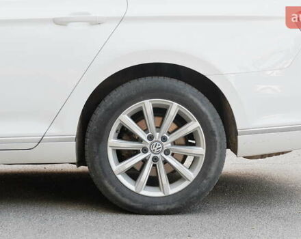 Белый Фольксваген Пассат, объемом двигателя 2 л и пробегом 280 тыс. км за 16400 $, фото 39 на Automoto.ua