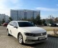 Белый Фольксваген Пассат, объемом двигателя 2 л и пробегом 283 тыс. км за 13300 $, фото 1 на Automoto.ua