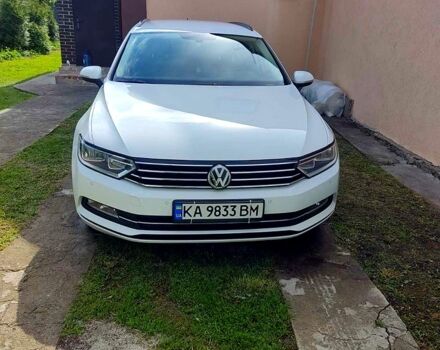 Білий Фольксваген Пассат, об'ємом двигуна 1.6 л та пробігом 220 тис. км за 14000 $, фото 1 на Automoto.ua