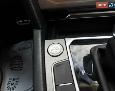 Белый Фольксваген Пассат, объемом двигателя 2 л и пробегом 291 тыс. км за 13500 $, фото 22 на Automoto.ua