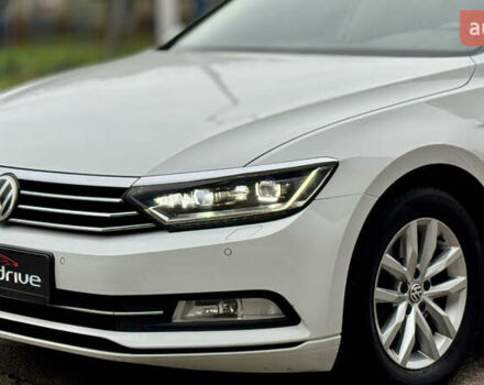 Білий Фольксваген Пассат, об'ємом двигуна 1.97 л та пробігом 301 тис. км за 14999 $, фото 3 на Automoto.ua