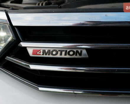 Белый Фольксваген Пассат, объемом двигателя 2 л и пробегом 280 тыс. км за 16400 $, фото 71 на Automoto.ua