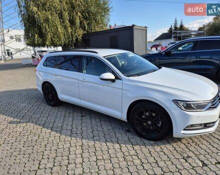 Білий Фольксваген Пассат, об'ємом двигуна 1.97 л та пробігом 302 тис. км за 13200 $, фото 1 на Automoto.ua