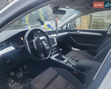 Белый Фольксваген Пассат, объемом двигателя 2 л и пробегом 270 тыс. км за 13500 $, фото 36 на Automoto.ua