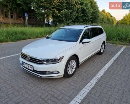 Белый Фольксваген Пассат, объемом двигателя 1.6 л и пробегом 267 тыс. км за 12750 $, фото 4 на Automoto.ua