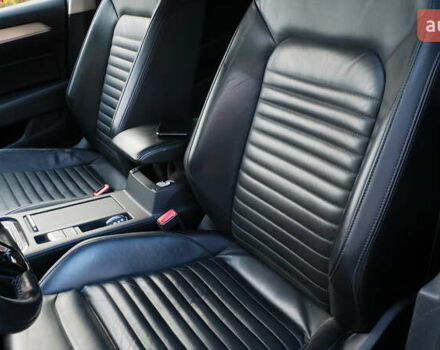 Белый Фольксваген Пассат, объемом двигателя 2 л и пробегом 280 тыс. км за 16400 $, фото 68 на Automoto.ua