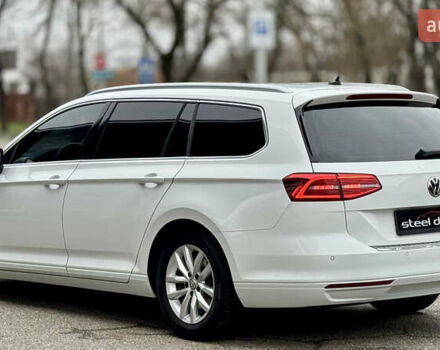 Білий Фольксваген Пассат, об'ємом двигуна 1.97 л та пробігом 301 тис. км за 14999 $, фото 5 на Automoto.ua