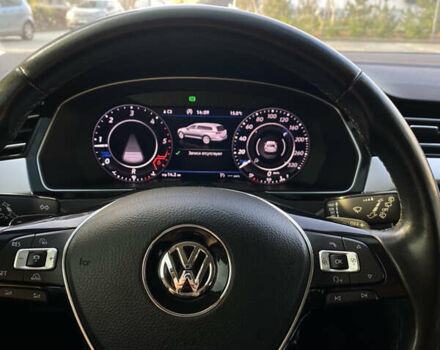 Белый Фольксваген Пассат, объемом двигателя 2 л и пробегом 245 тыс. км за 15900 $, фото 5 на Automoto.ua