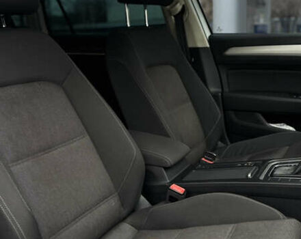 Білий Фольксваген Пассат, об'ємом двигуна 1.97 л та пробігом 301 тис. км за 14999 $, фото 11 на Automoto.ua