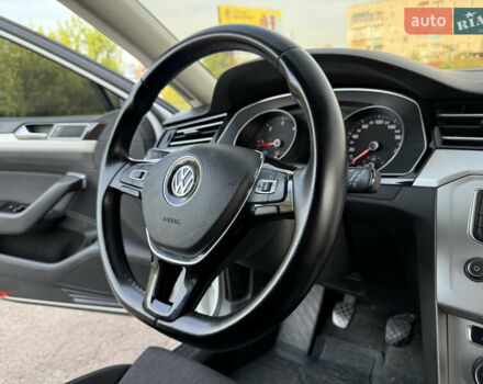 Білий Фольксваген Пассат, об'ємом двигуна 2 л та пробігом 330 тис. км за 11500 $, фото 26 на Automoto.ua