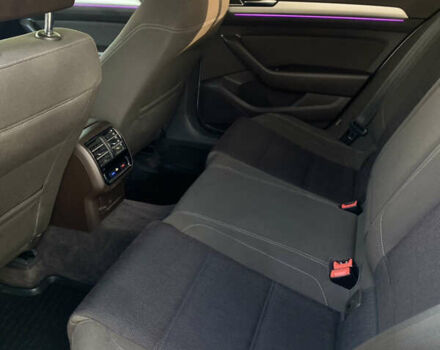 Белый Фольксваген Пассат, объемом двигателя 2 л и пробегом 245 тыс. км за 15900 $, фото 8 на Automoto.ua