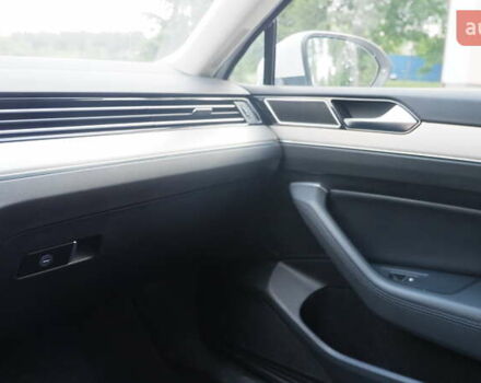 Белый Фольксваген Пассат, объемом двигателя 2 л и пробегом 280 тыс. км за 16400 $, фото 20 на Automoto.ua