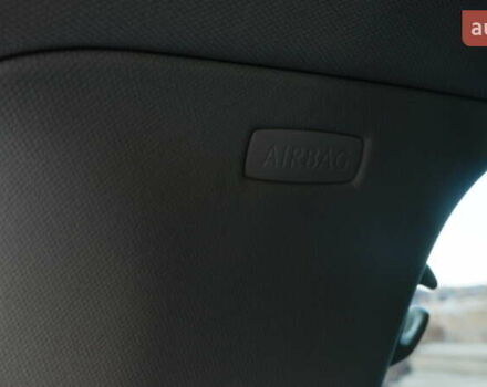 Белый Фольксваген Пассат, объемом двигателя 2 л и пробегом 280 тыс. км за 16400 $, фото 82 на Automoto.ua