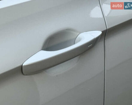 Білий Фольксваген Пассат, об'ємом двигуна 2 л та пробігом 215 тис. км за 16999 $, фото 27 на Automoto.ua