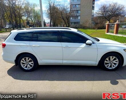 Белый Фольксваген Пассат, объемом двигателя 2 л и пробегом 320 тыс. км за 14700 $, фото 4 на Automoto.ua