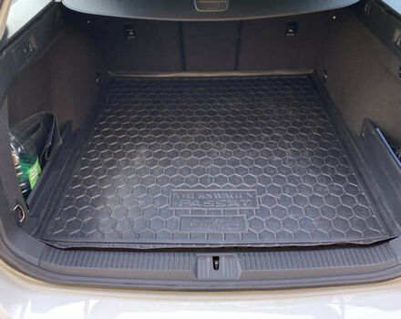 Белый Фольксваген Пассат, объемом двигателя 1.97 л и пробегом 258 тыс. км за 14900 $, фото 14 на Automoto.ua