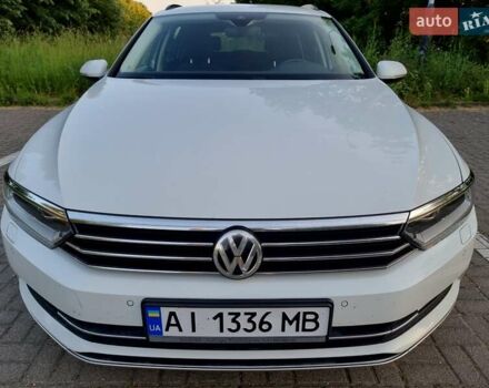 Белый Фольксваген Пассат, объемом двигателя 1.6 л и пробегом 267 тыс. км за 12750 $, фото 19 на Automoto.ua