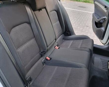 Белый Фольксваген Пассат, объемом двигателя 1.6 л и пробегом 267 тыс. км за 12750 $, фото 35 на Automoto.ua