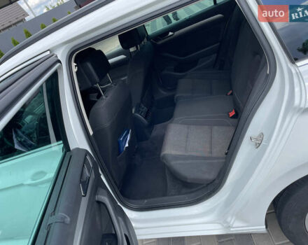 Белый Фольксваген Пассат, объемом двигателя 1.97 л и пробегом 295 тыс. км за 15200 $, фото 10 на Automoto.ua