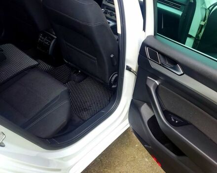 Білий Фольксваген Пассат, об'ємом двигуна 1.6 л та пробігом 220 тис. км за 14000 $, фото 9 на Automoto.ua