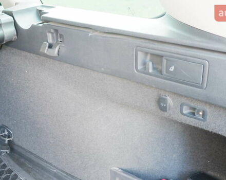 Белый Фольксваген Пассат, объемом двигателя 2 л и пробегом 280 тыс. км за 16400 $, фото 41 на Automoto.ua