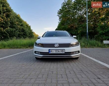 Белый Фольксваген Пассат, объемом двигателя 1.6 л и пробегом 267 тыс. км за 12750 $, фото 5 на Automoto.ua