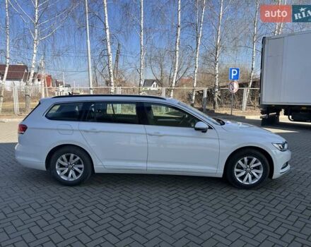 Белый Фольксваген Пассат, объемом двигателя 1.97 л и пробегом 270 тыс. км за 15750 $, фото 42 на Automoto.ua