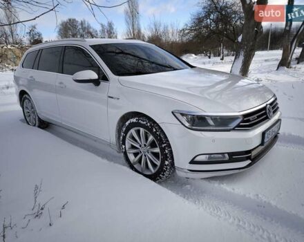 Белый Фольксваген Пассат, объемом двигателя 1.97 л и пробегом 374 тыс. км за 15500 $, фото 6 на Automoto.ua