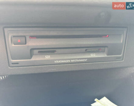 Белый Фольксваген Пассат, объемом двигателя 2 л и пробегом 291 тыс. км за 13500 $, фото 19 на Automoto.ua