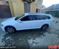 Белый Фольксваген Пассат, объемом двигателя 1.6 л и пробегом 375 тыс. км за 13200 $, фото 1 на Automoto.ua