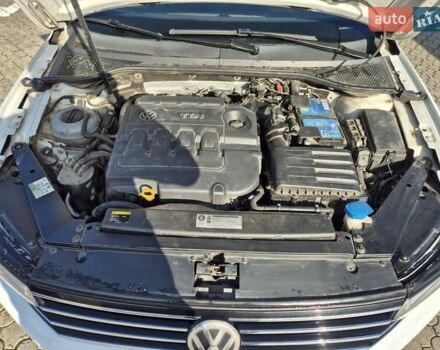 Білий Фольксваген Пассат, об'ємом двигуна 1.97 л та пробігом 302 тис. км за 13200 $, фото 26 на Automoto.ua