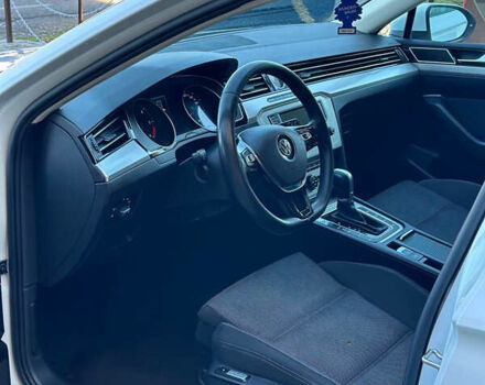 Белый Фольксваген Пассат, объемом двигателя 1.97 л и пробегом 184 тыс. км за 16500 $, фото 35 на Automoto.ua