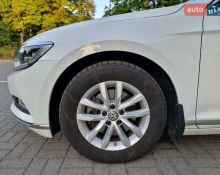 Белый Фольксваген Пассат, объемом двигателя 1.6 л и пробегом 267 тыс. км за 12750 $, фото 15 на Automoto.ua